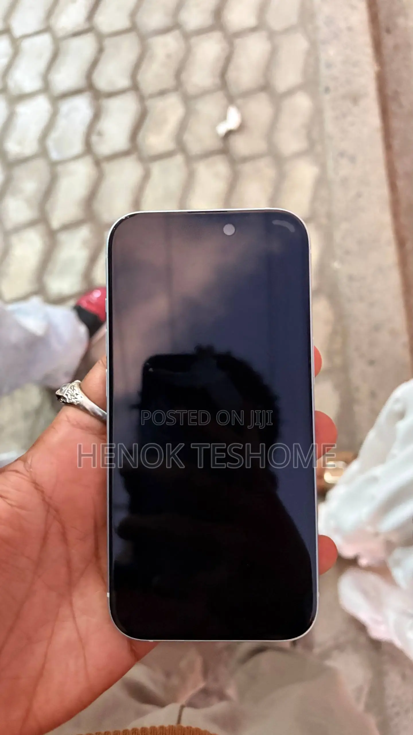 New Apple iPhone 15 128 GB White