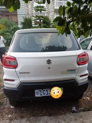 Suzuki S-Presso 2021 White