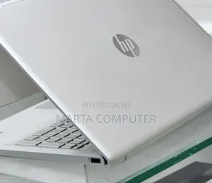 New Laptop HP Envy M6 8GB Intel Core i5 SSD 128GB