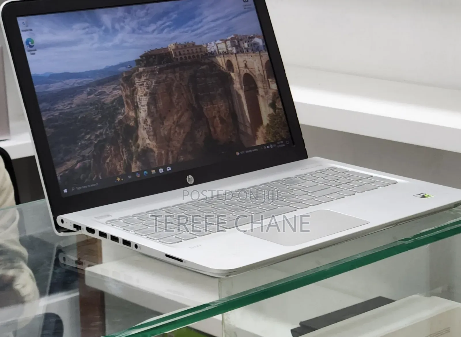New Laptop HP Envy 15 8GB Intel Core i5 SSD 128GB