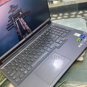 New Laptop Lenovo Legion 5 24GB Intel Core i7 SSD 1T