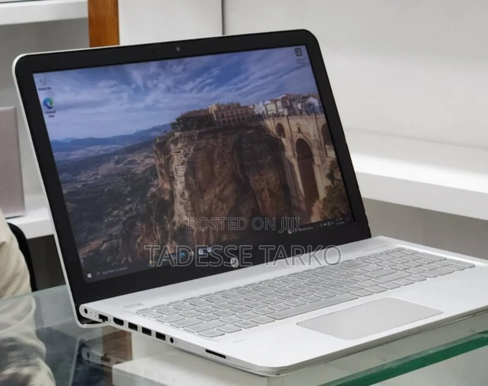 New Laptop HP 8GB Intel Core i5 HDD+SSD 1T