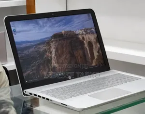 New Laptop HP 8GB Intel Core i5 HDD+SSD 1T