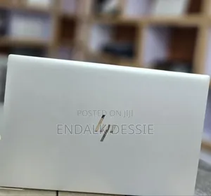 New Laptop HP EliteBook 845 G8 16GB AMD Ryzen 5 SSD 512GB