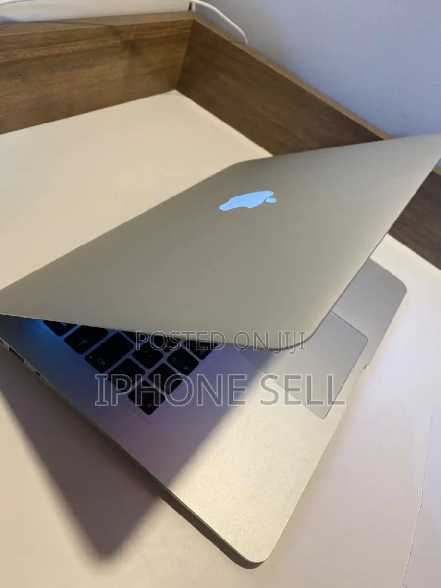 Laptop Apple MacBook Air 2017 8GB Intel Core i5 SSD 128GB