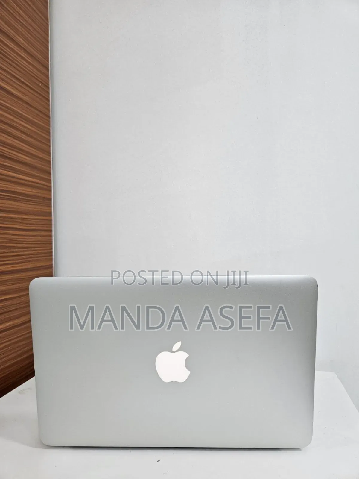 New Laptop Apple MacBook Pro 2014 4GB Intel Core i5 SSD 256GB