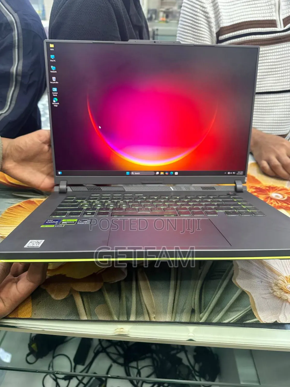 New Laptop Asus ROG Strix G15 16GB Nvidia SSD 1T