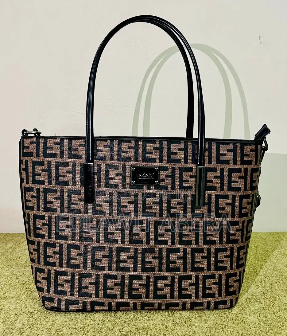 Fendi Large Shoulder Bag Discount