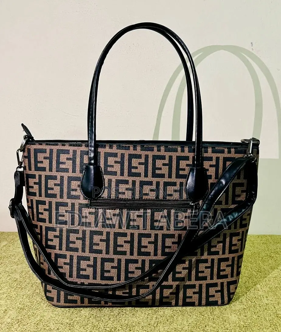 Fendi Large Shoulder Bag Discount