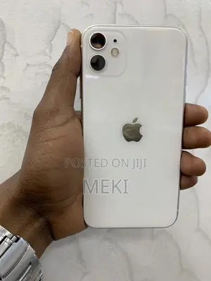 Apple iPhone 11 64 GB White