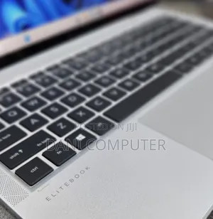New Laptop HP EliteBook 1040 G8 16GB Intel Core i7 SSD 512GB