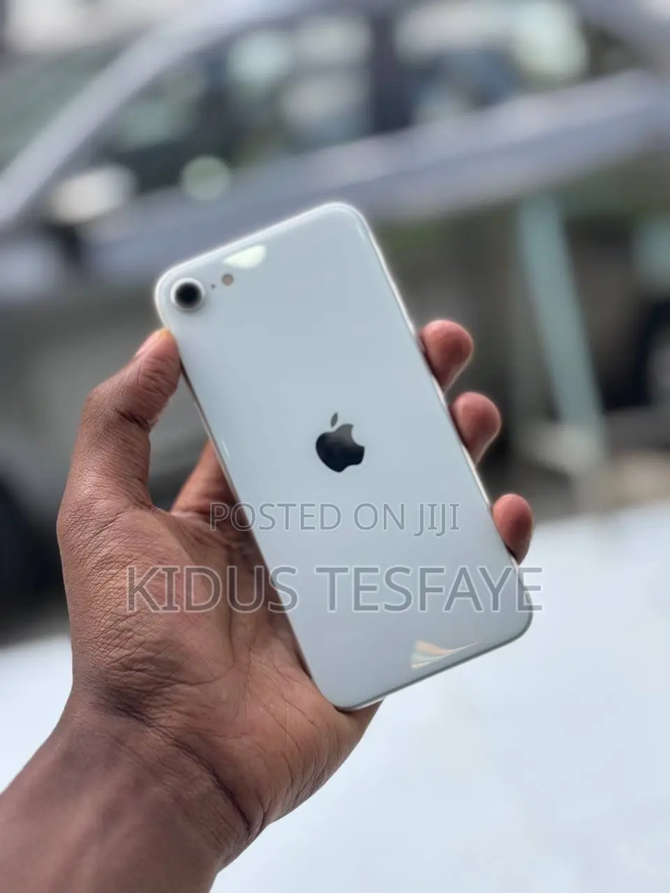 Apple iPhone SE (2022) 64 GB White