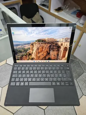 New Laptop Microsoft Surface Pro 7+ 16GB Intel Core i7 SSD 256GB