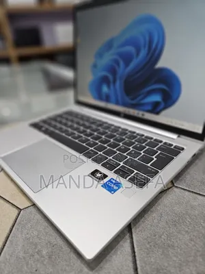 New Laptop HP EliteBook 830 G9 16GB Intel Core i5 SSD 512GB