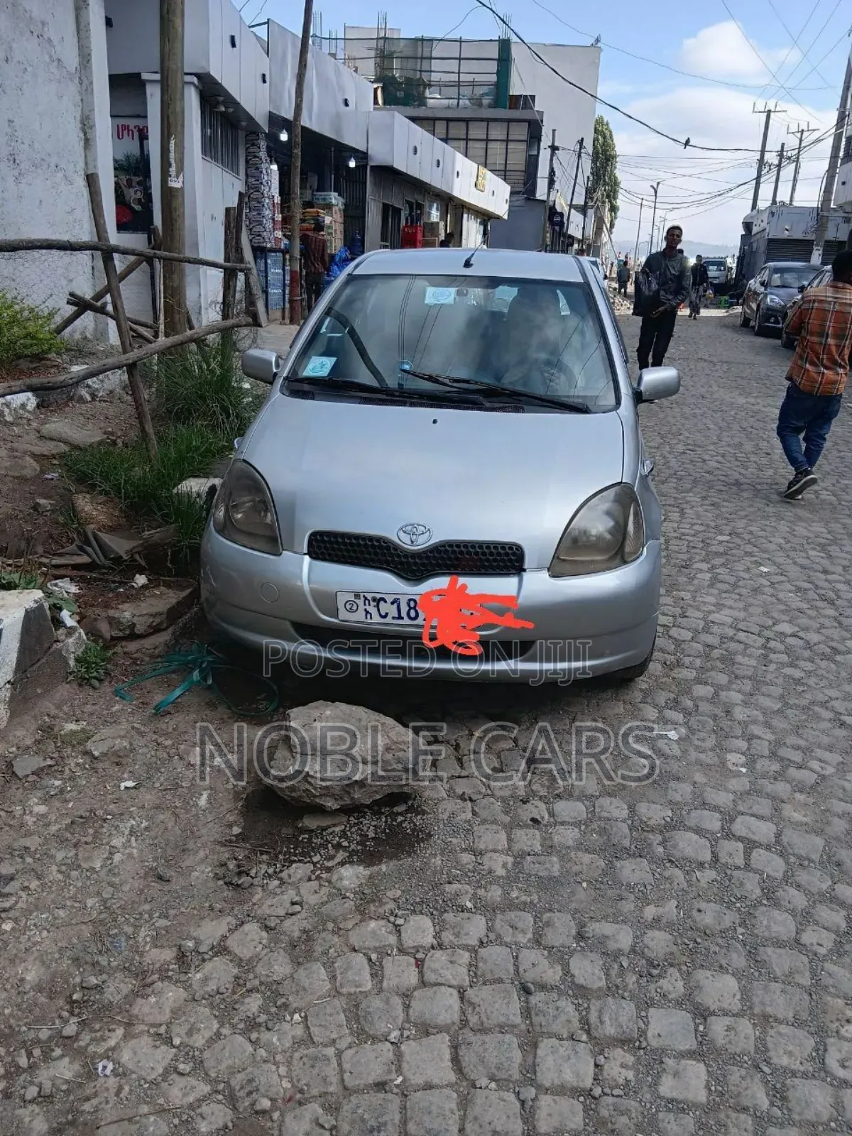 Toyota Vitz 2004 Silver