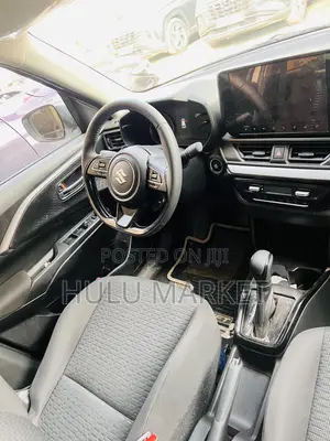 Suzuki Swift 2025 White