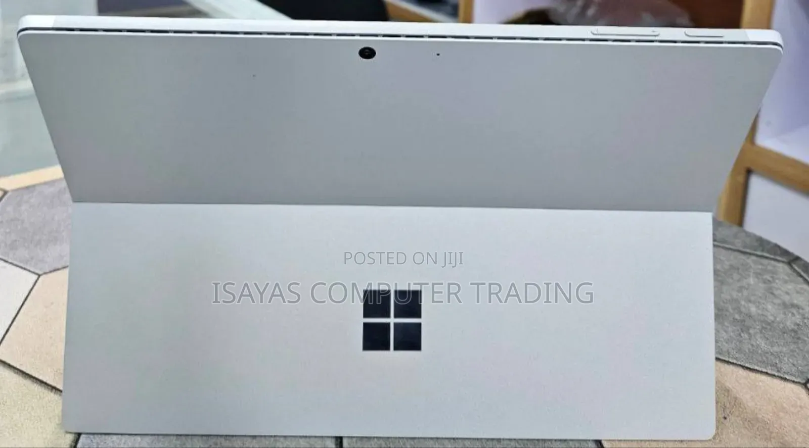 New Laptop Microsoft Surface 16GB Intel Core i7 SSD 256GB