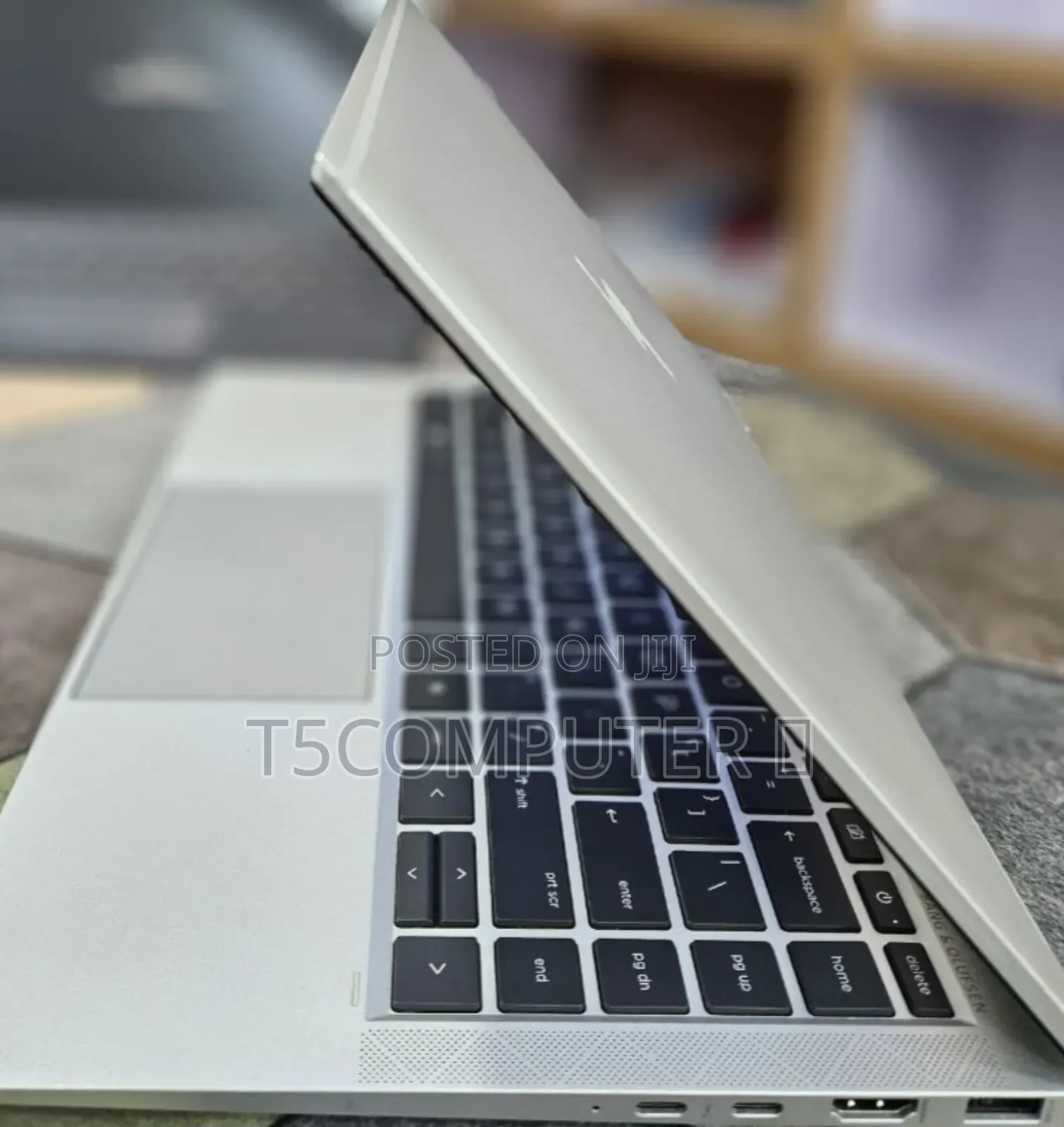 New Laptop HP EliteBook 1040 G8 16GB Intel Core i7 SSD 512GB