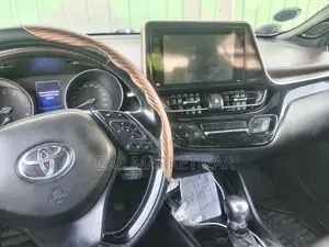 Toyota C-HR 2017 Silver