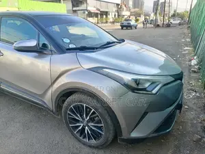 Toyota C-HR 2017 Silver