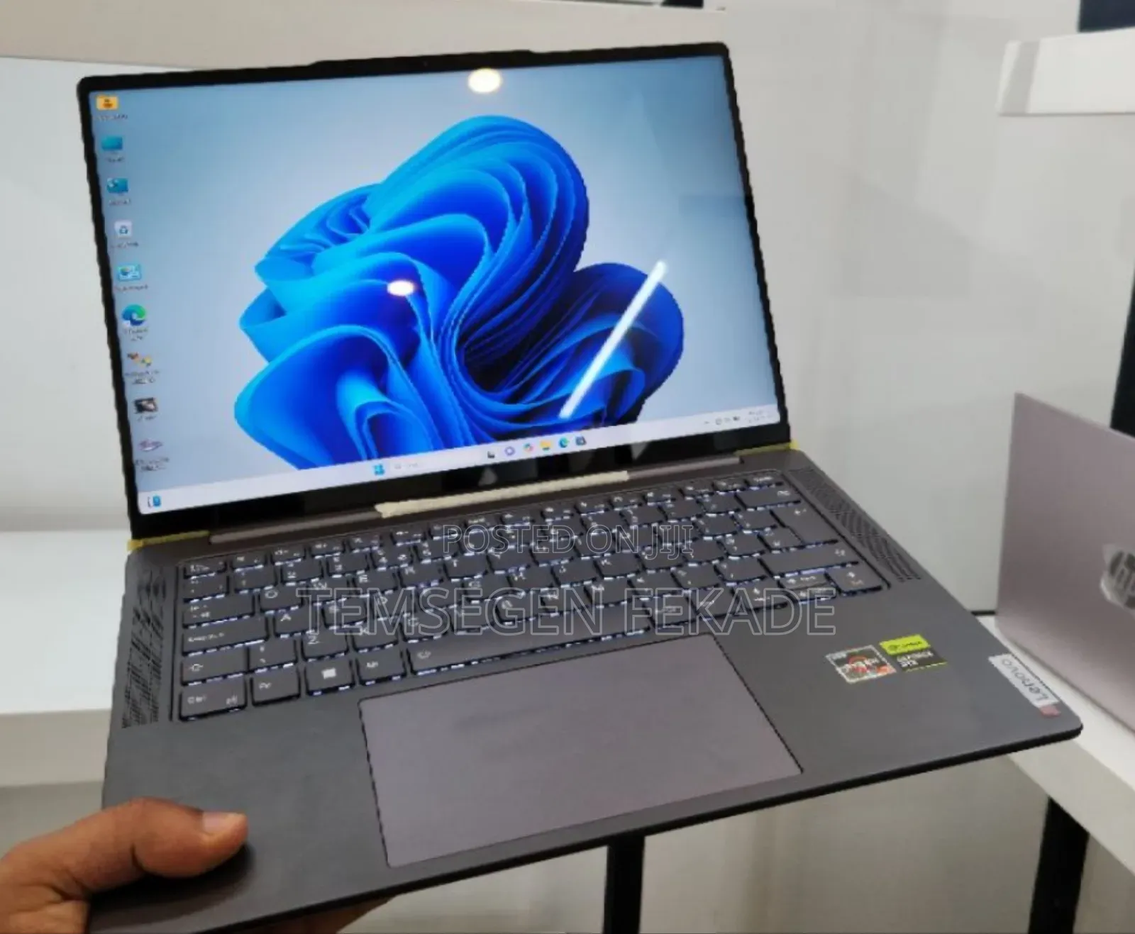New Laptop Lenovo IdeaPad Yoga 13 32GB AMD Ryzen 7 SSD 512GB