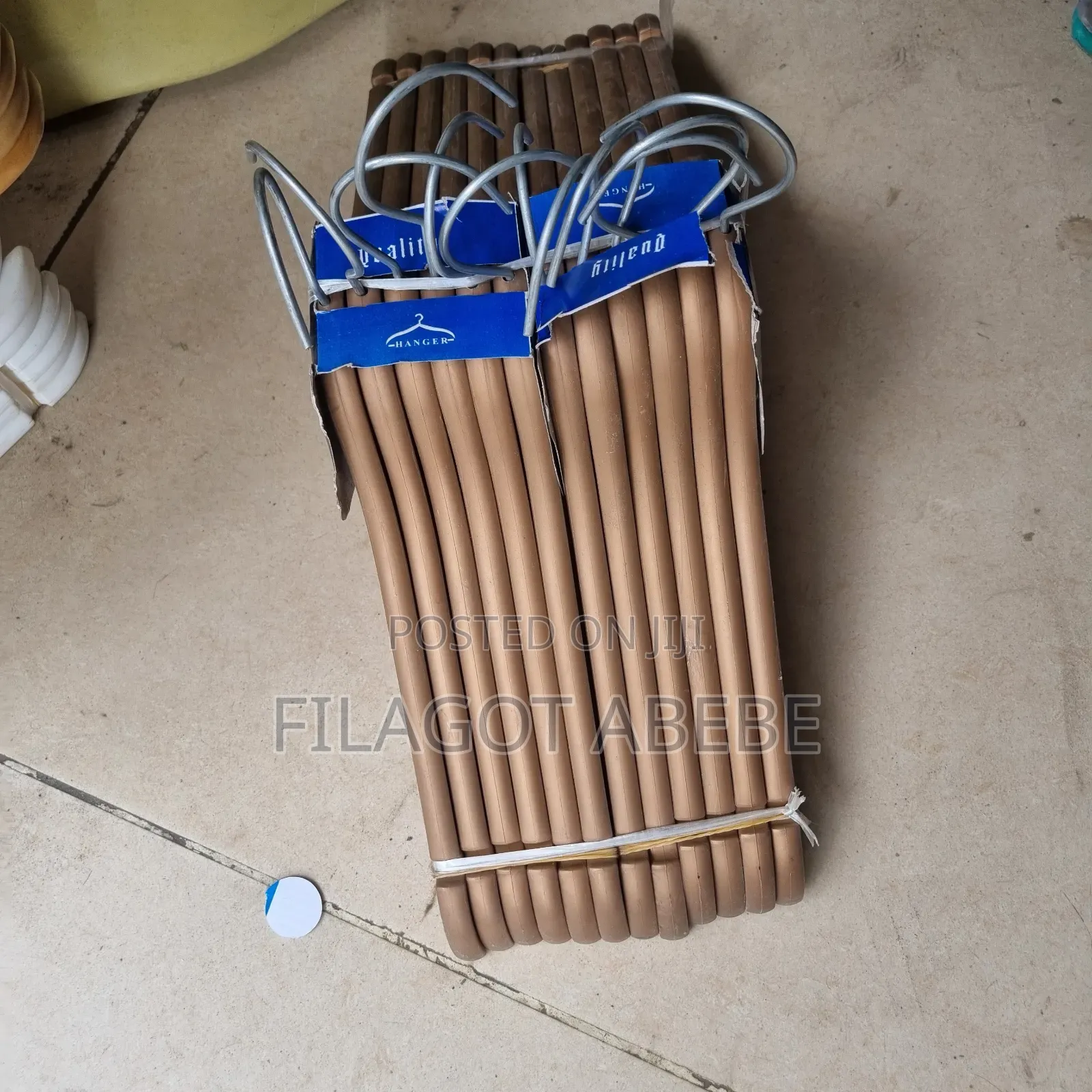 Mica Clothe Hanger