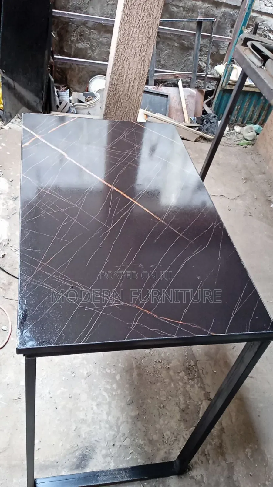 Office Stadiy Table የቢሮ ማንበብያ ጠረፔዛ