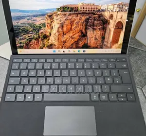 New Laptop Microsoft Surface Pro 7 16GB Intel Core i7 SSD 256GB