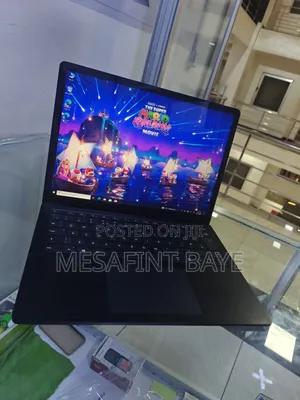 New Laptop Microsoft Surface Book 3 8GB Intel Core i5 SSD 256GB