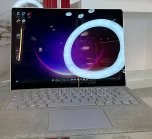 New Laptop Microsoft Surface 8GB Intel Core i5 SSD 256GB