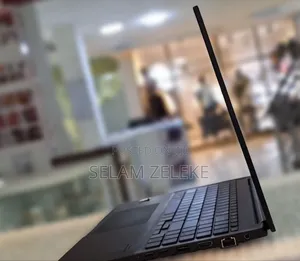 New Laptop Asus VivoBook 15 X505BA 16GB Intel Core i9 SSD 512GB