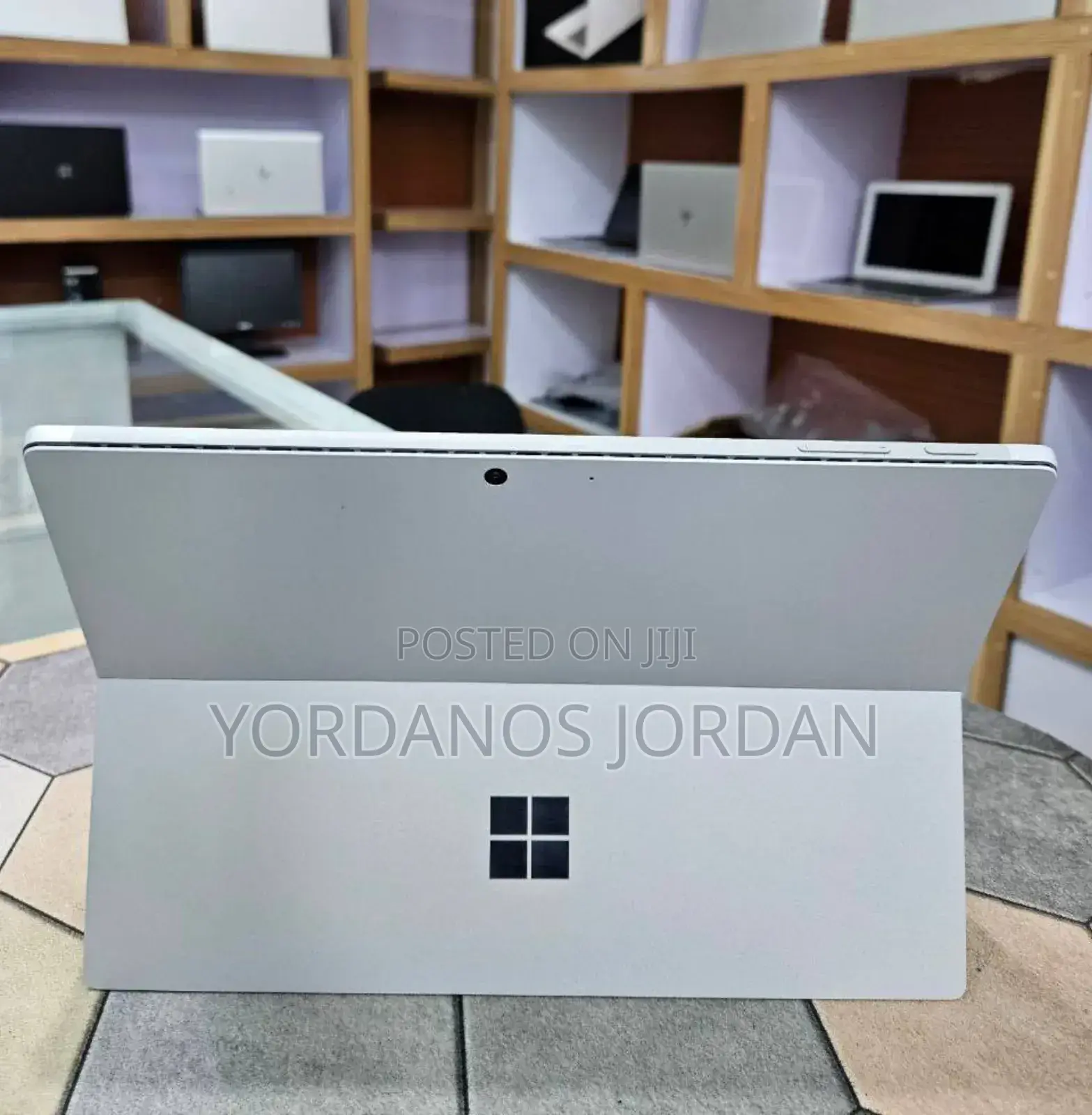 New Laptop Microsoft Surface Pro 7+ 16GB Intel Core i7 SSD 256GB