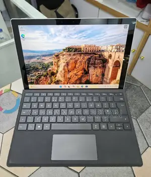 New Laptop Microsoft Surface Pro 7+ 16GB Intel Core i7 SSD 256GB
