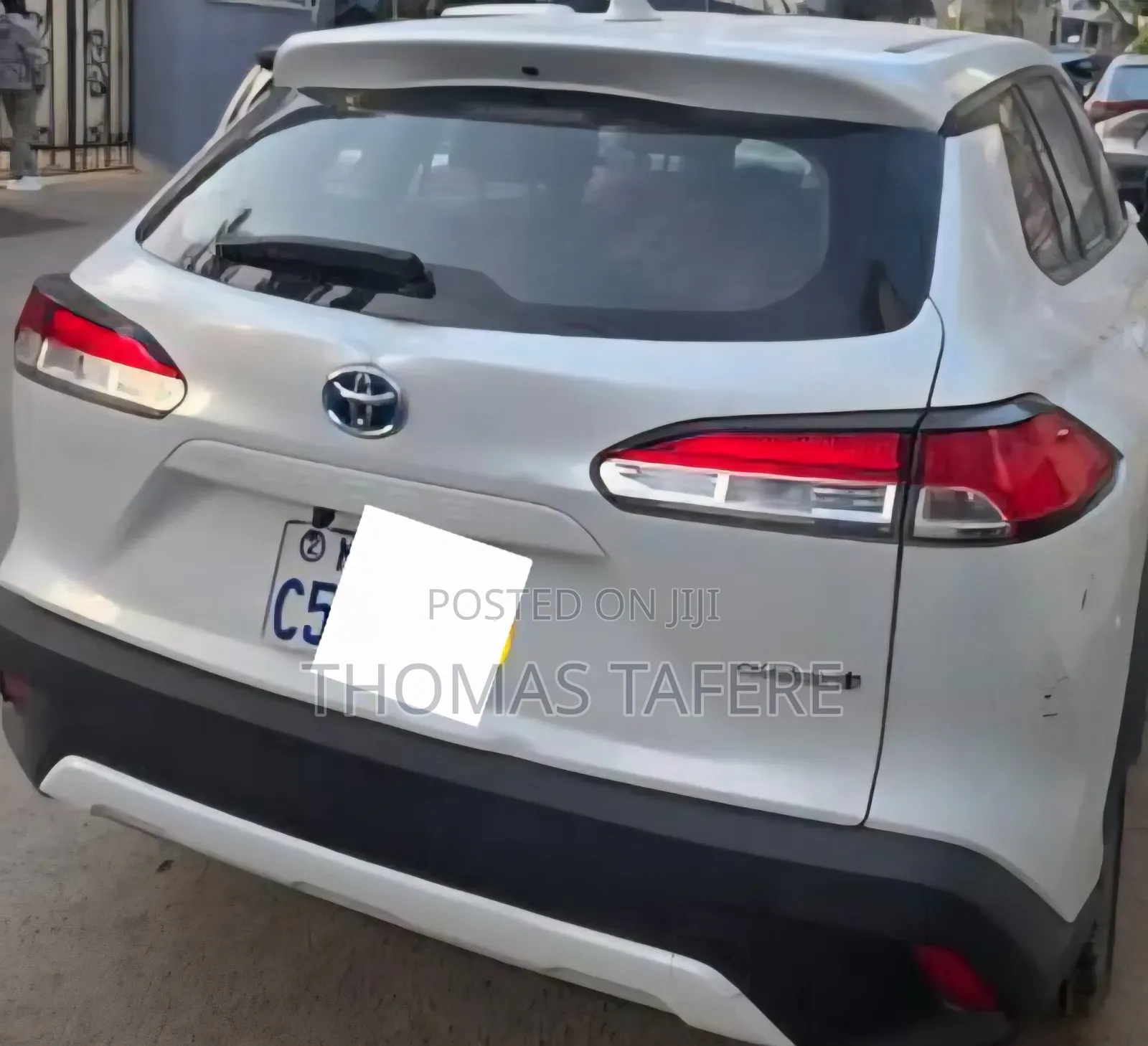 Toyota Corolla Cross Hybrid 2024 White