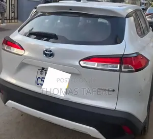 Toyota Corolla Cross Hybrid 2024 White