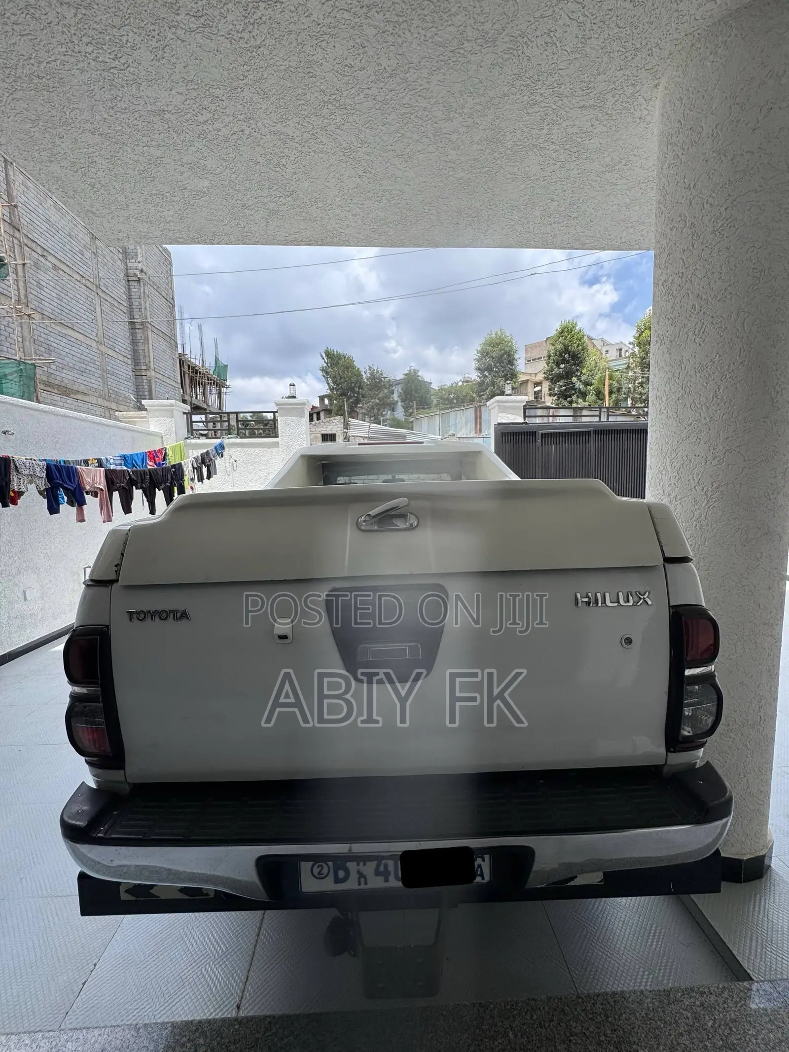 Toyota Hilux 2013 White