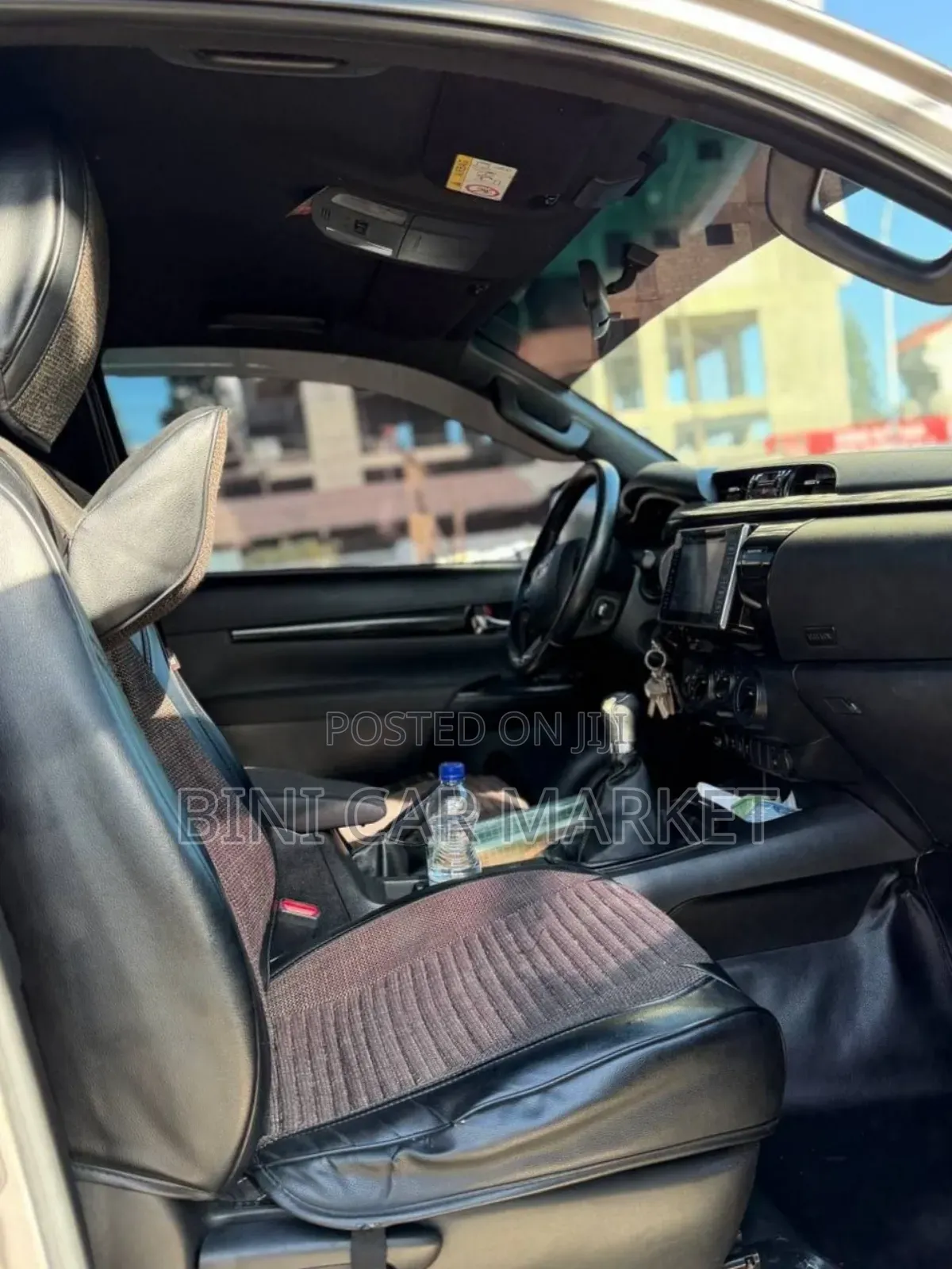 Toyota Hilux 2020 Silver