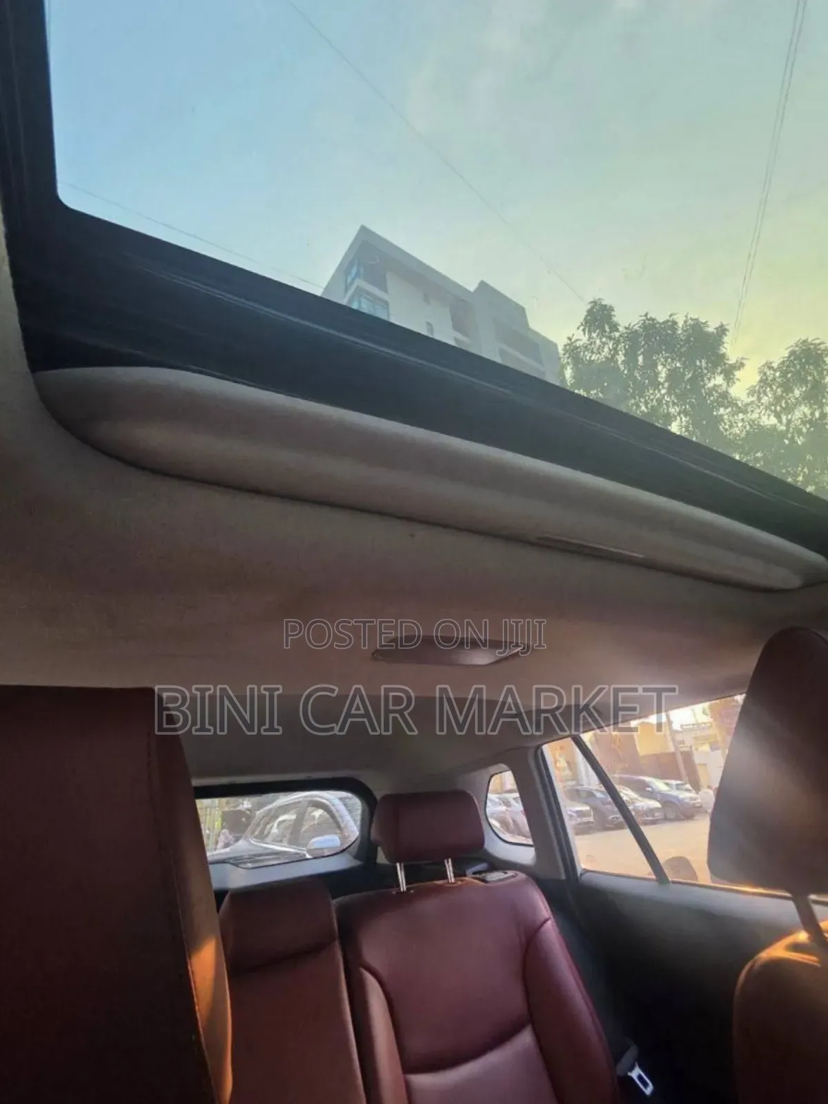 Toyota Corolla Cross Hybrid 2024 White