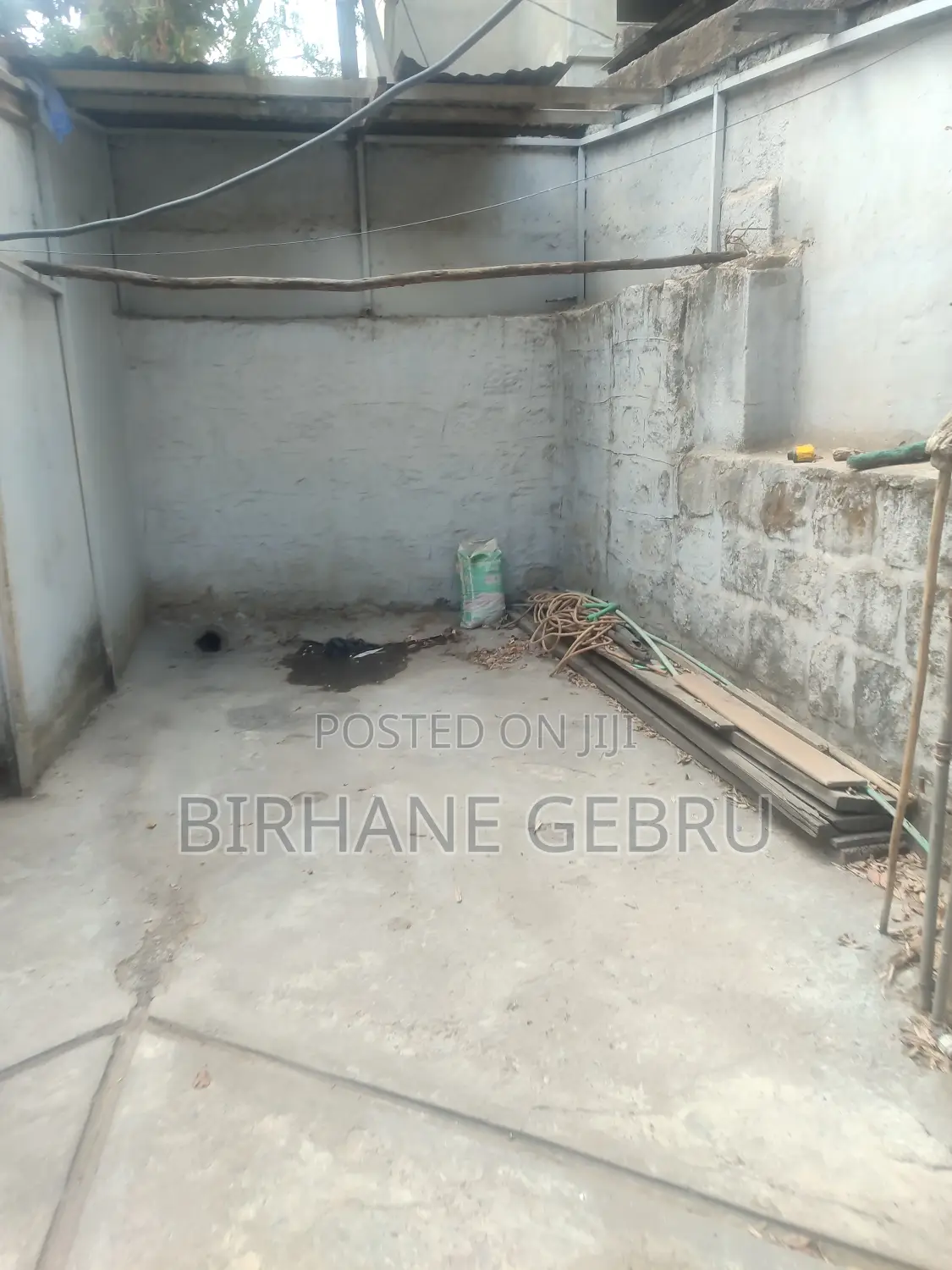 Car Show Room for Rent