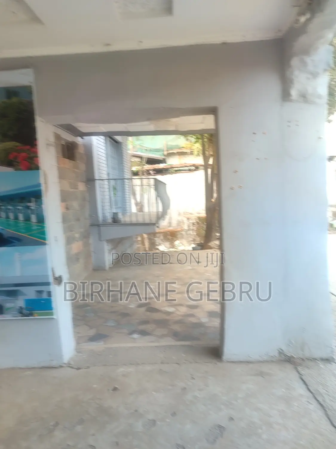 Car Show Room for Rent