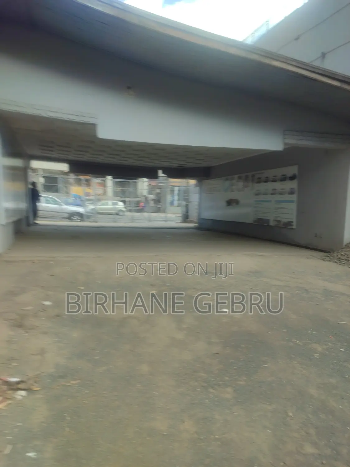 Car Show Room for Rent