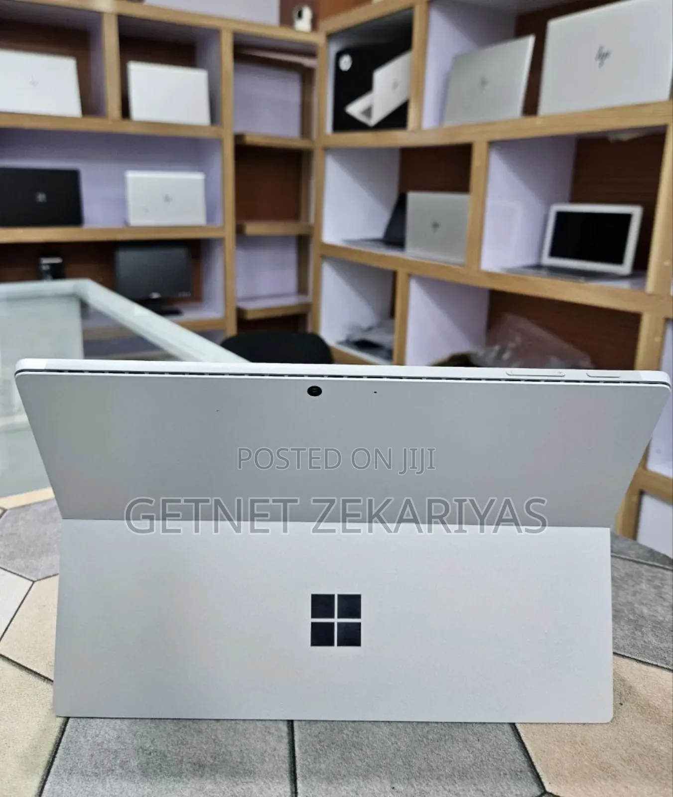 New Laptop Microsoft Surface Pro 7+ 16GB Intel Core i7 SSD 256GB