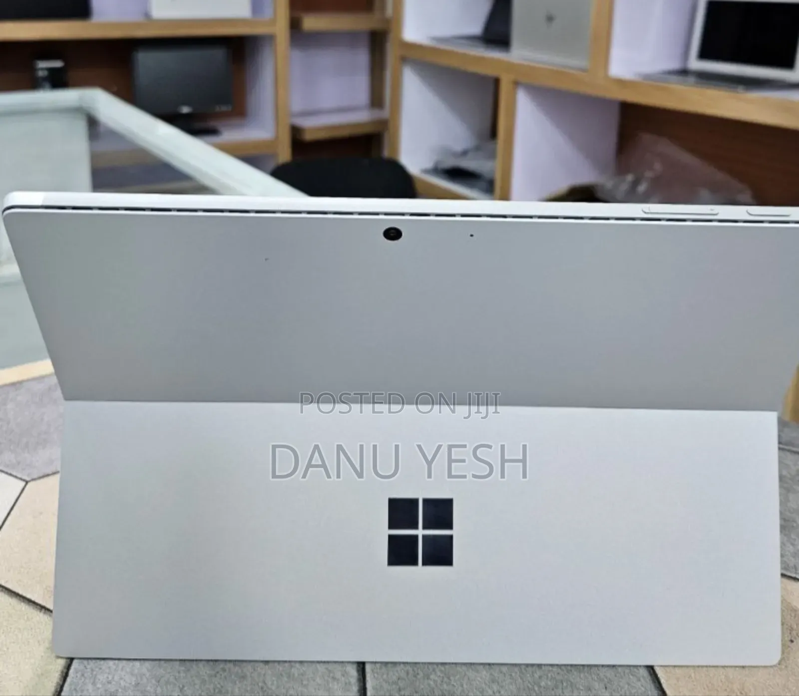 New Laptop Microsoft Surface Pro 7+ 16GB Intel Core i7 SSD 256GB