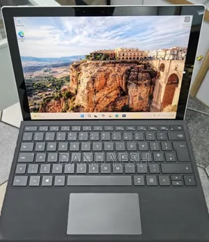 New Laptop Microsoft Surface Pro 7+ 16GB Intel Core i7 SSD 256GB