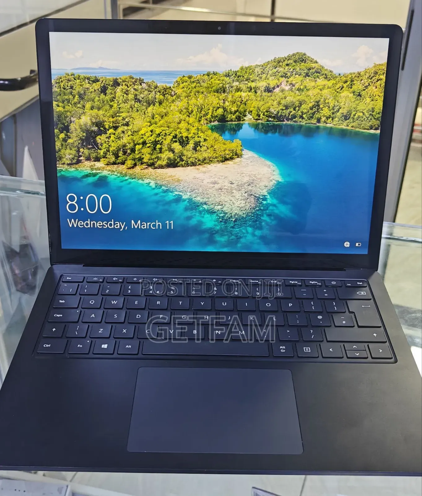 New Laptop Microsoft Surface 16GB Intel Core i5 SSD 512GB