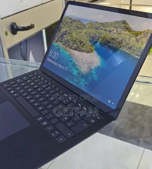 New Laptop Microsoft Surface 16GB Intel Core i5 SSD 512GB