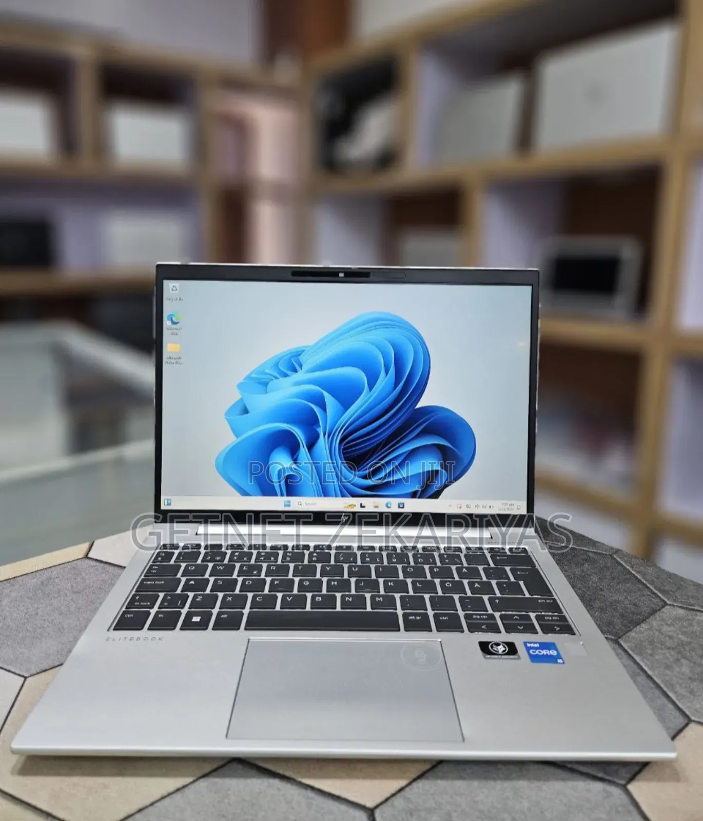 New Laptop HP EliteBook 830 G9 16GB Intel Core i5 SSD 512GB