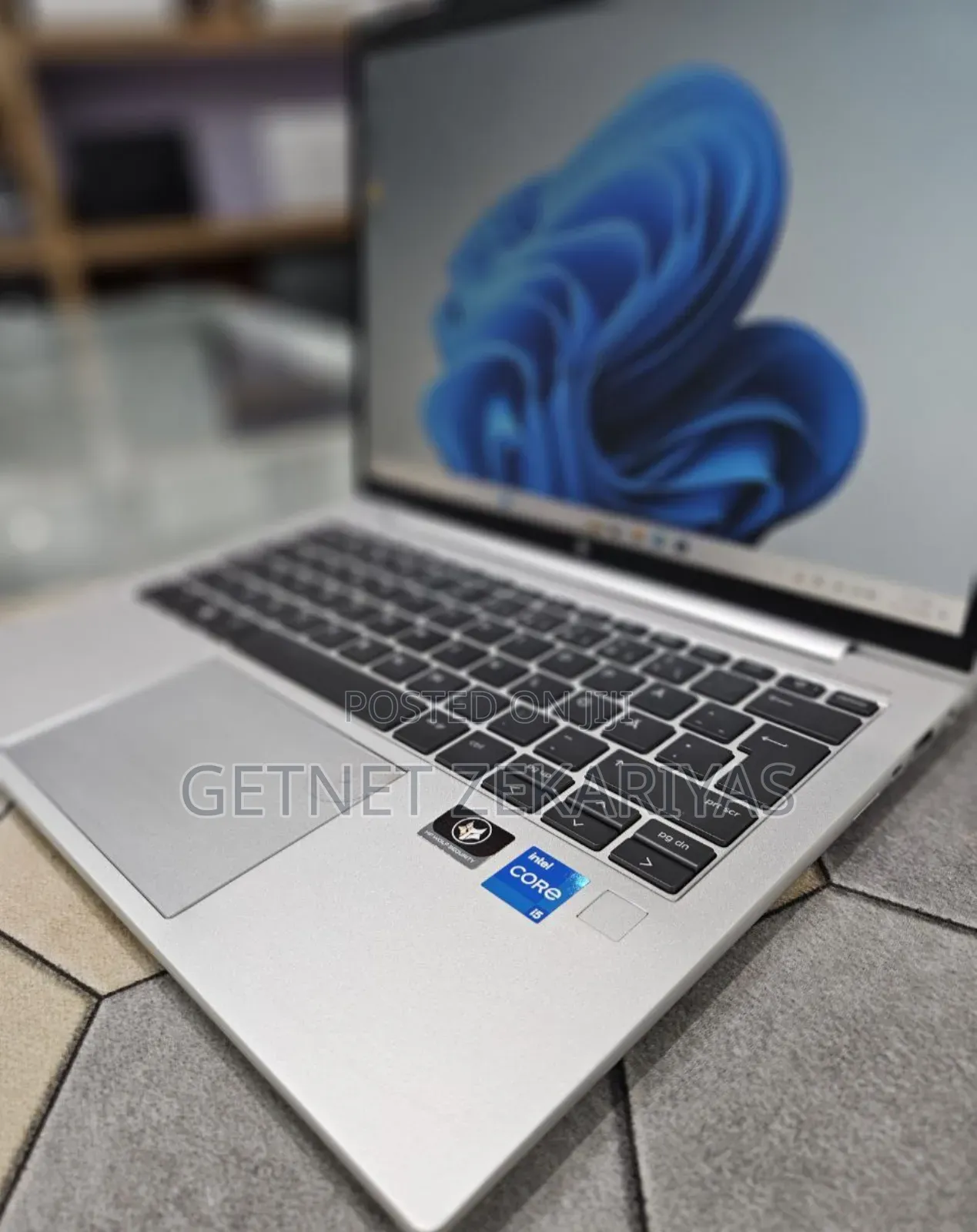 New Laptop HP EliteBook 830 G9 16GB Intel Core i5 SSD 512GB