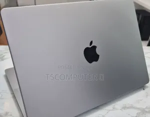 New Laptop Apple MacBook Pro M1 16GB Apple M1 Pro SSD 512GB