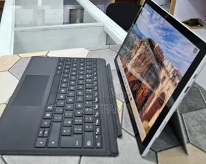 New Laptop Microsoft Surface 16GB Intel Core i7 SSD 512GB